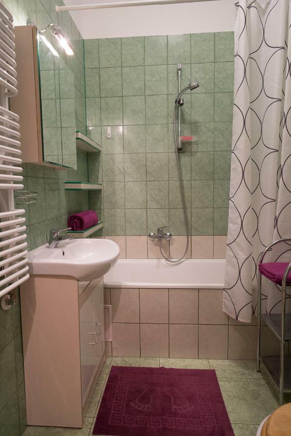 Apartamenty Trzy Wieze Warschau Exterior foto